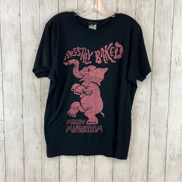 Mellow Mushroom Other - Mellow Mushroom Black Freshly Baked Elephant Short Sleeve Graphic T-shirt Large